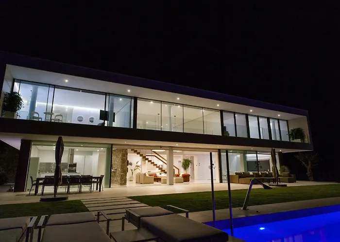 Villa Alkaram de lujo con vistas panorámicas al mar Zahara de los Atunes